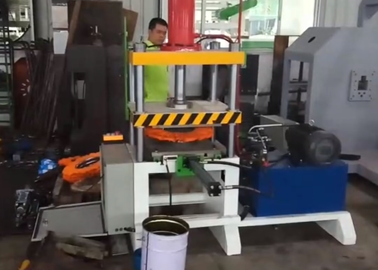 創(chuàng)意機(jī)械布輪開布機(jī)有什么特點