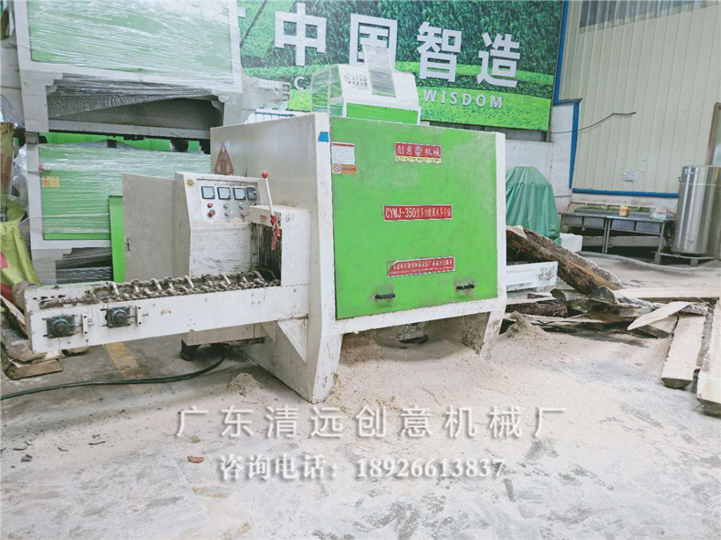 350型圓木多片鋸，采用超薄鋸片，出材率高達(dá)80%